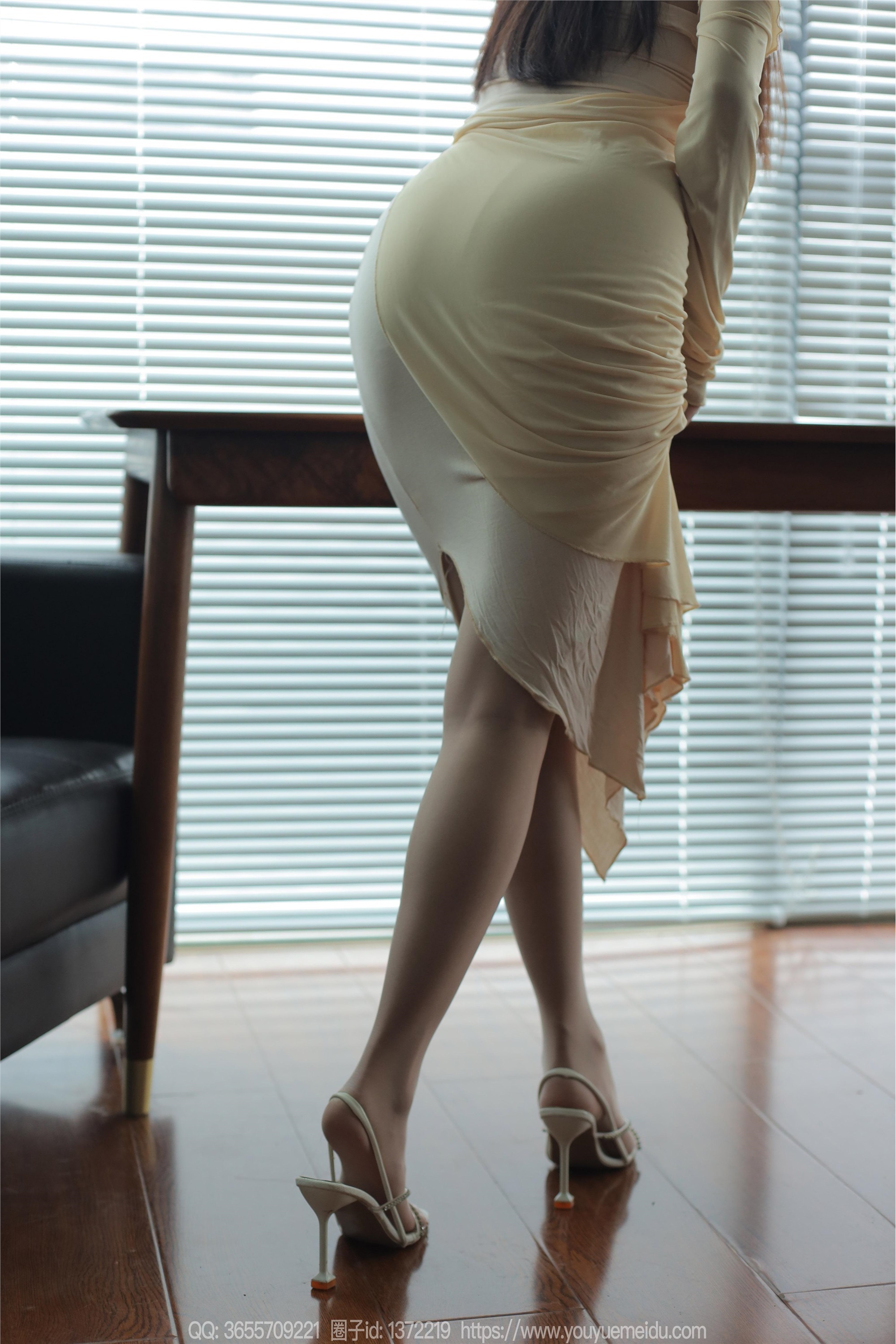 IESS异思趣向  2024.02.23 丝享家 1672 婉萍《黄色包臀裙（上）》